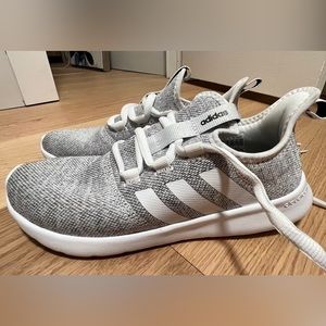 Adidas Cloud Foam Womens Running Shoes; Size 8.5